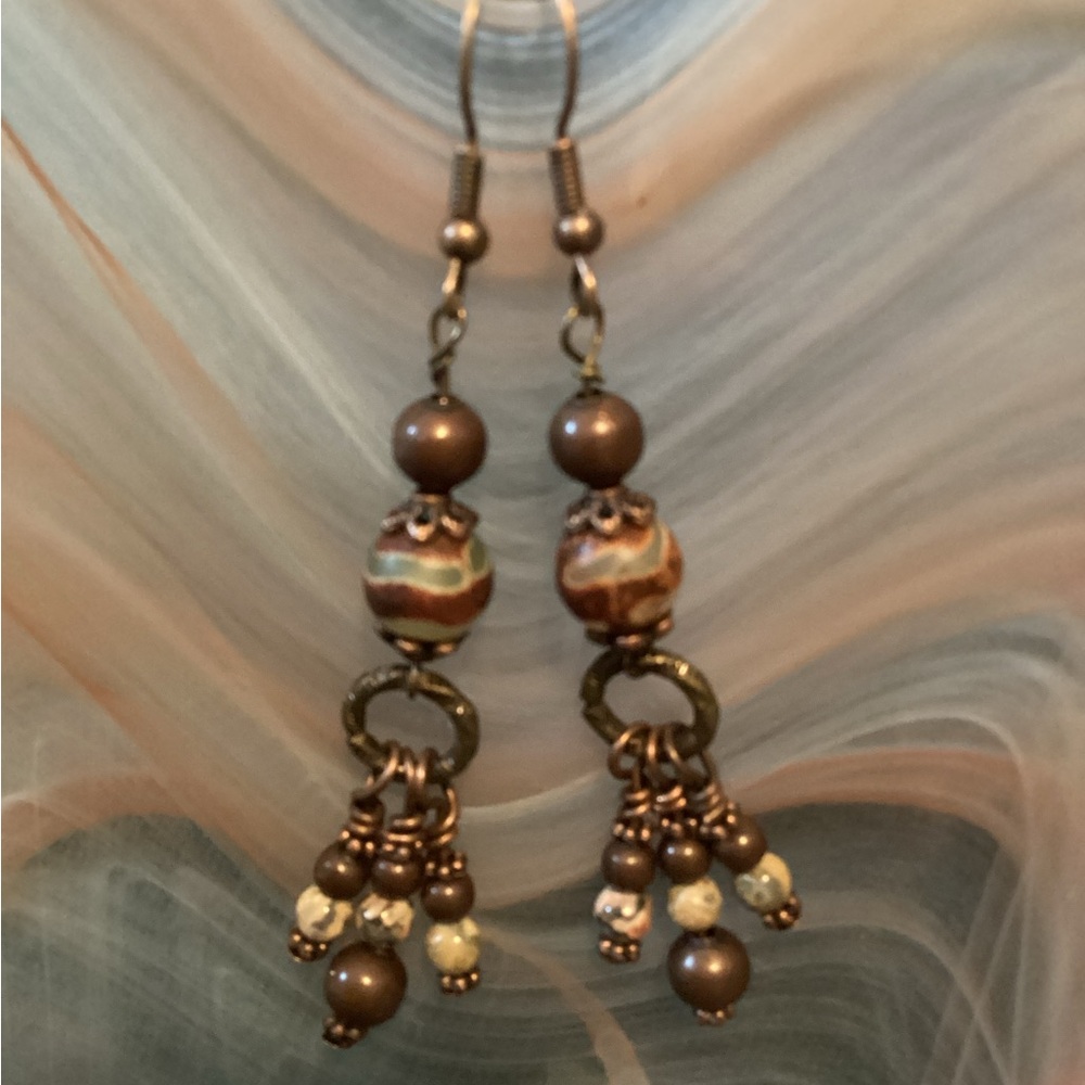 Boutique: Boho dangle earrings in copper